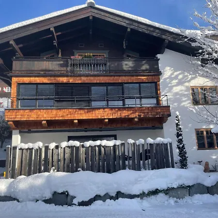 Franz-walde-weg By Managers *